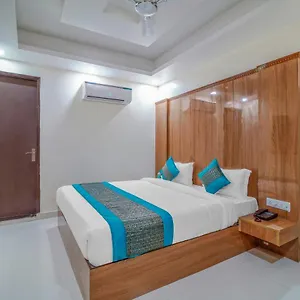 hotel-royal-suites.hotelsdelhi.org/